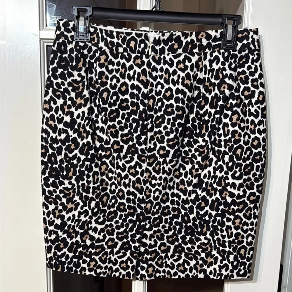 J CREW Classic Preppy Leopard Animal Print Pencil Skirt Size 2P